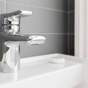 Why Is My Tap Handle Stiff? Discover What’s Wrong