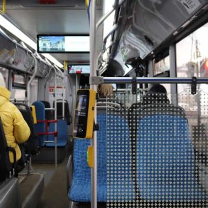 5 Reasons Shuttle Buses Are the Smart Commuter Option